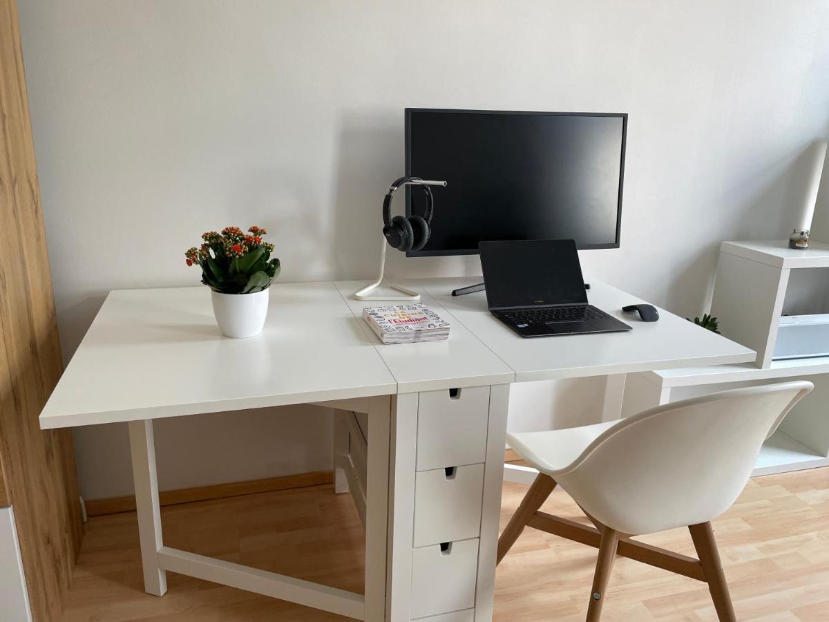 Apartamento Central Sunny Flat With Free Parking Viena Exterior foto